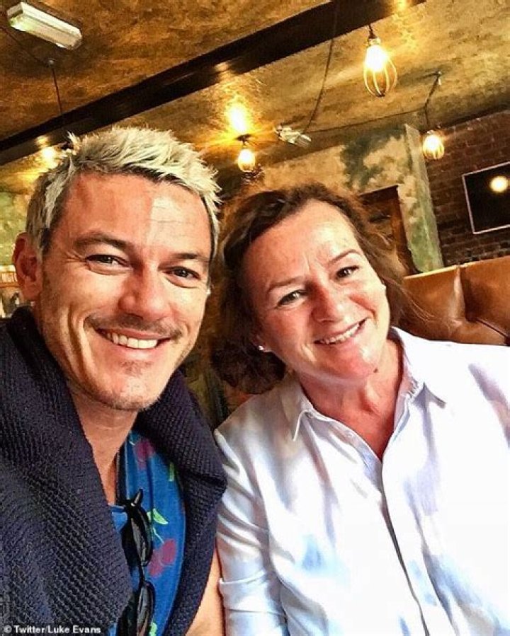 Luke Evans family: wife, children, parents, siblings