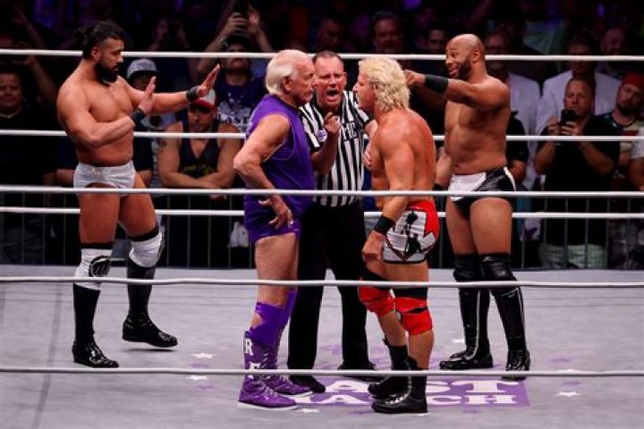 Mac Lethal Height, Weight, Net Worth, Age, Birthday, Wikipedia, Who, Instagram, Biography