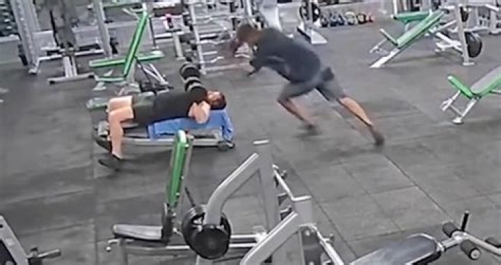 Man Accidentally Slamming 20kg Weight on Gymgoer Head Full Viral Video CCTV Footage Darwin, Australia
