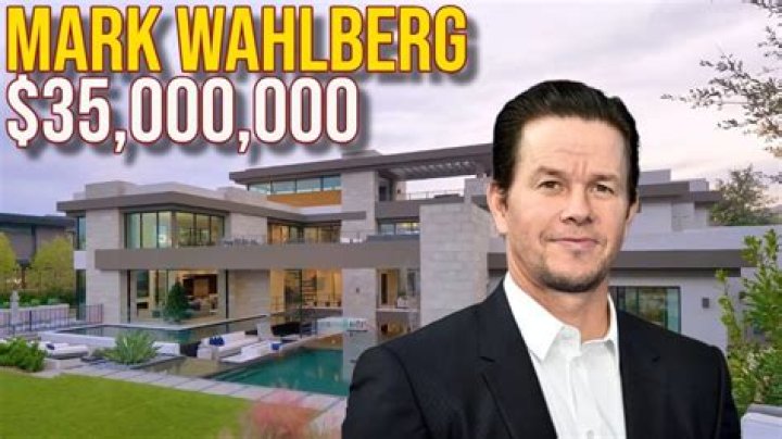 Mark Wahlberg’s Net Worth (Updated 2022)