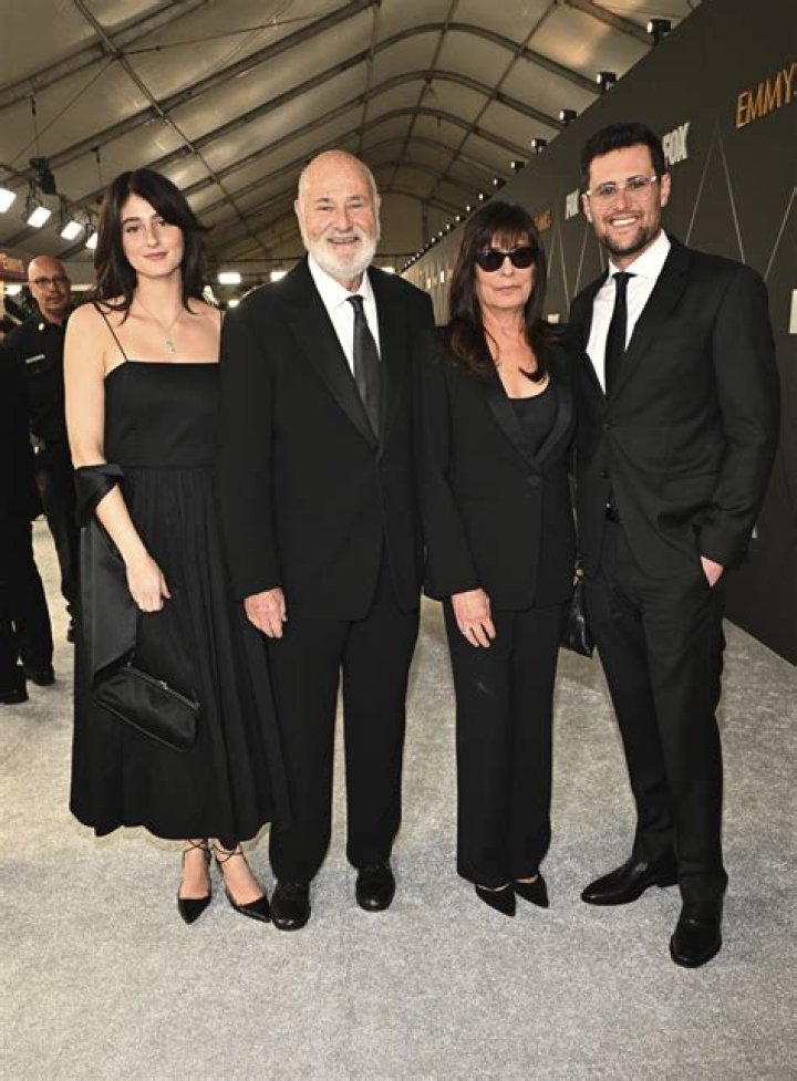 Michele, Rob Thomson Wife, 5 Facts About Philadelphia Phillies Manager Family