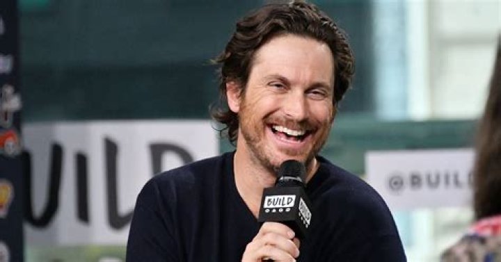 Oliver Hudson net worth