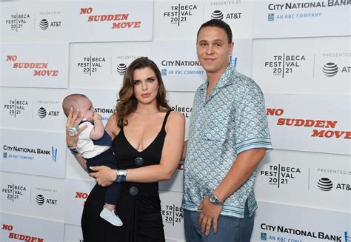 Peter Artemiev [Pilot] Wiki, Age, Biography, Net worth, Wife, Kids, Parents, Ethnicity, Height