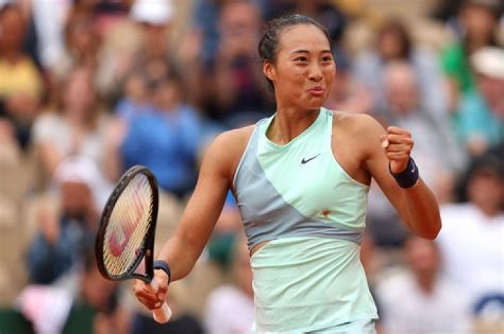 Qinwen Zheng Height: How Tall Is Qinwen Zheng?