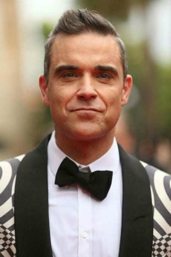 Robbie Williams Height, Weight, Net Worth, Age, Birthday, Wikipedia, Who, Instagram, Biography