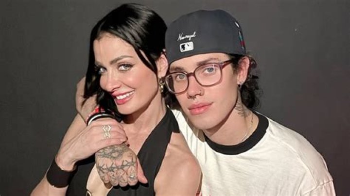 Ryan Adrian Muñiz Height, Weight, Net Worth, Age, Birthday, Wikipedia, Who, Instagram, Biography