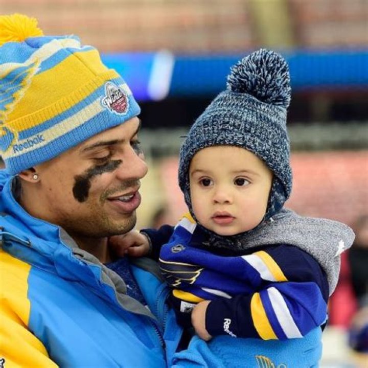 Ryan Reaves is Married to Wife: Alanna Forsyth. Kids.