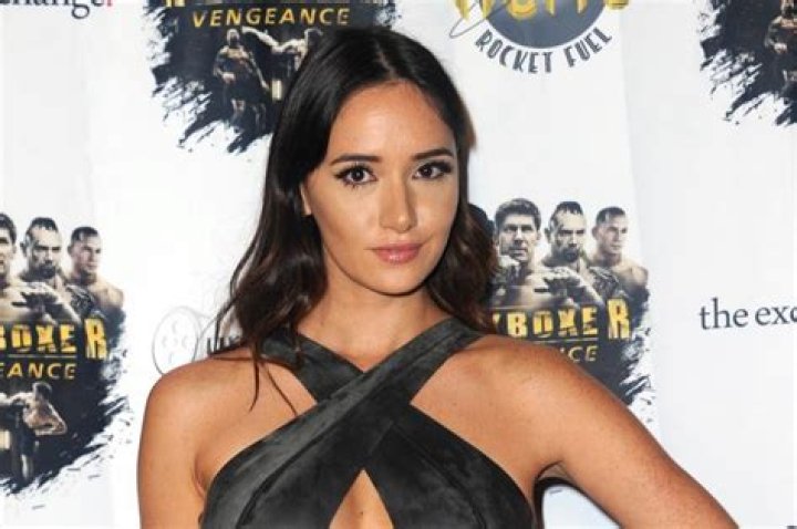 Sara Malakul Lane Height, Weight, Net Worth, Age, Birthday, Wikipedia, Who, Nationality, Biography