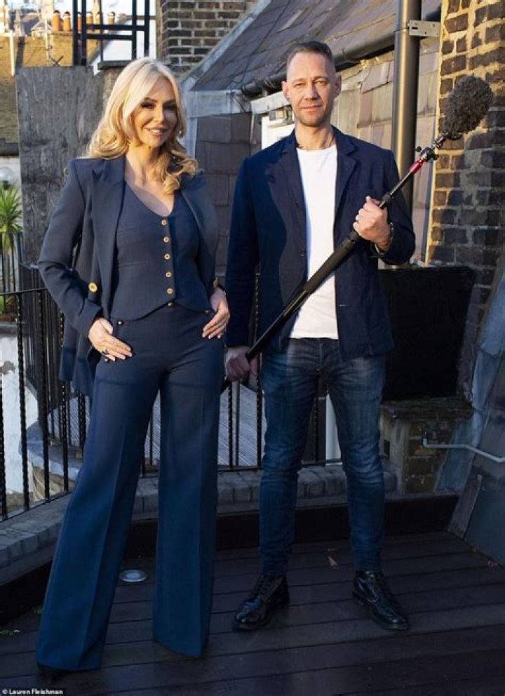 The Divorce Settlement Of Amanda Cronin With Millionaire Ex Husband Mark Daeche Is Making Her Fans Curious