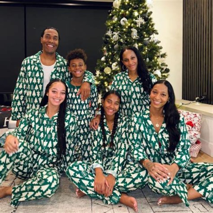 TJ Houshmandzadeh And His Wife Kaci Houshmandzadeh Have Four Children