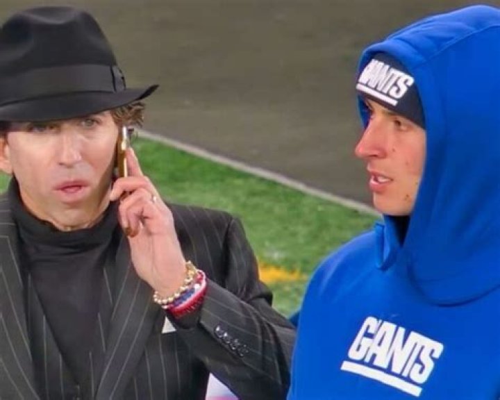 Who are Tom and Alexandra?