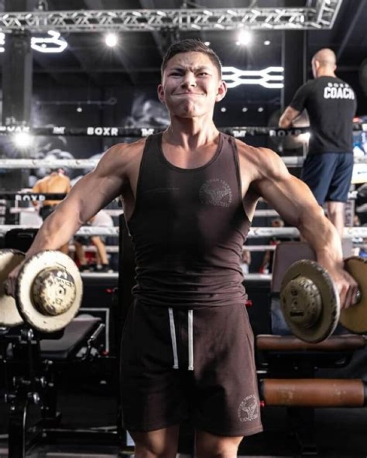 Tristyn Lee Wiki, Net Worth, Age, Girlfriend, Family, Biography, Profession