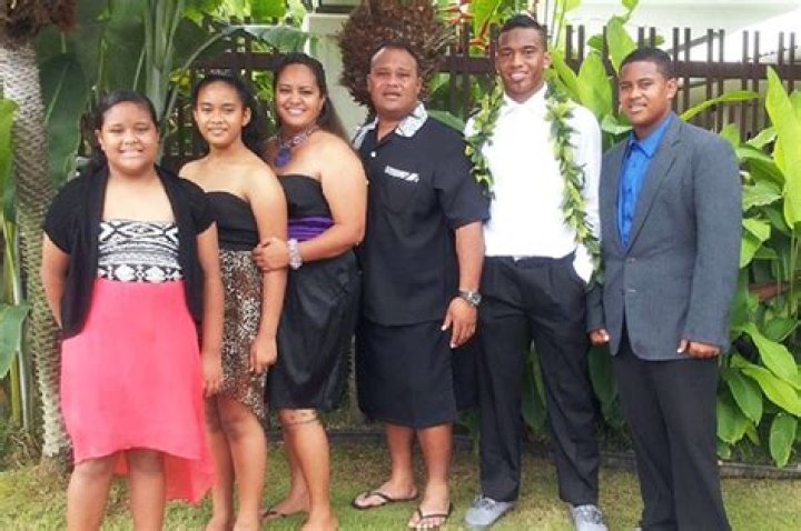 Tua Tagovailoa Family: Wife, Children/Kids, Parents, Siblings