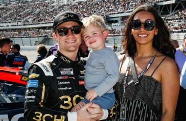 Tyler Reddick is Married to Wife: Alexa De Leon. Kids.