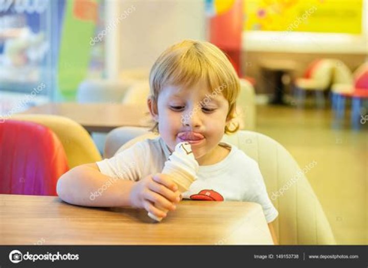 Vanilla Ice Children: KeeLee Breeze Van Winkle, Dusti Rain Van Winkle, Priscilla Love VanWinkle