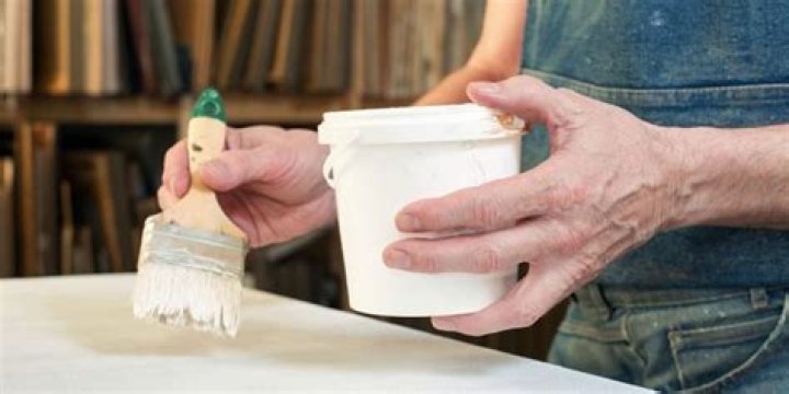 What can be used instead of a hammer?