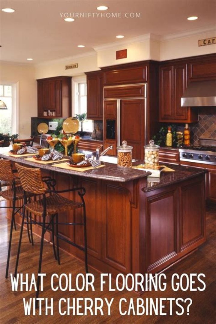 What color table goes with cherry floors?