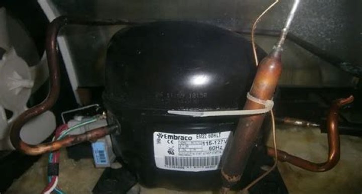 What does a bad refrigerator compressor sound like?