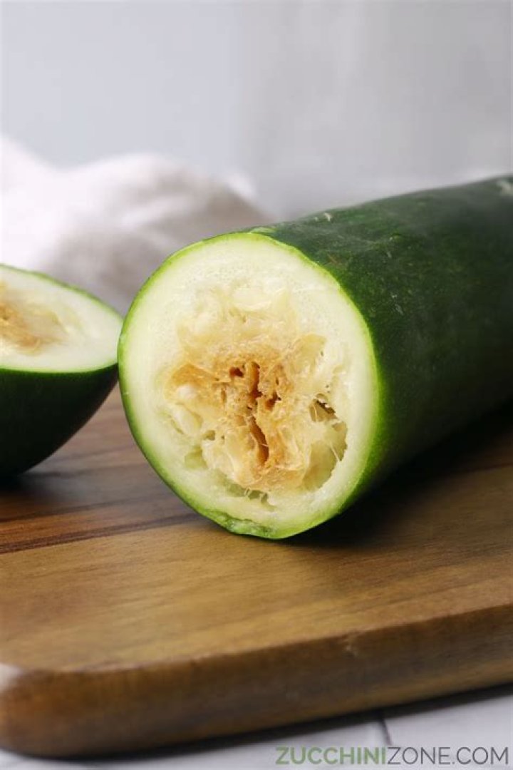 What does bad zucchini look like?