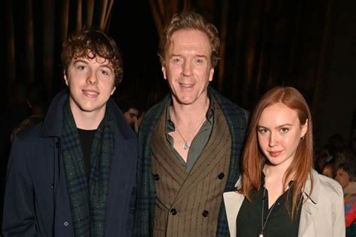 What happened to Lewis wife in Morse?