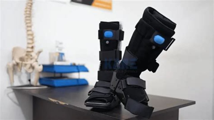 What is a crow Walker boot?