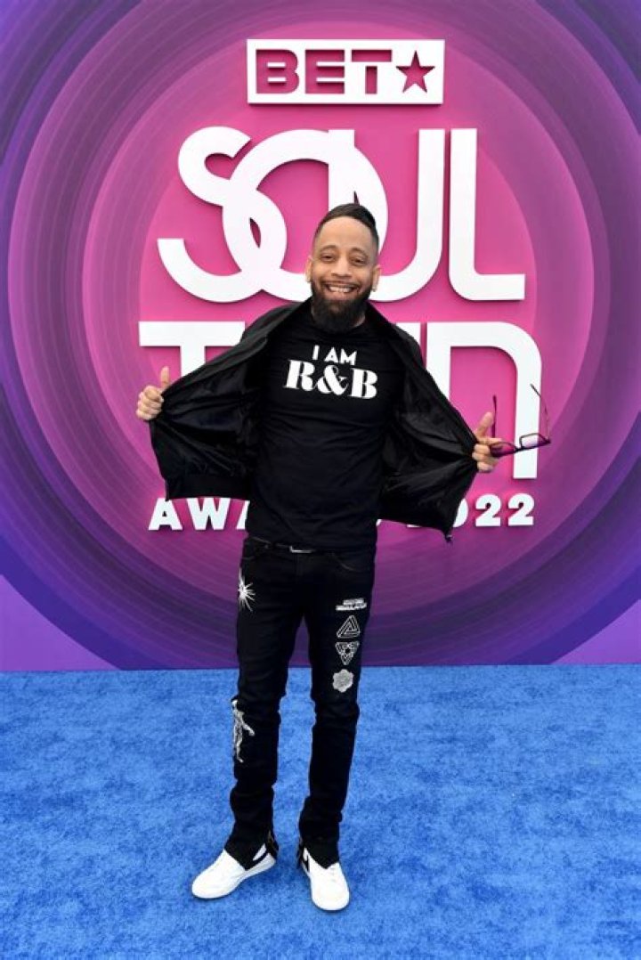 What is J Holiday net worth?