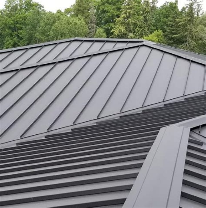 What is the average cost of a standing seam metal roof?