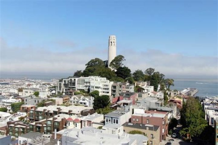 What is the famous hill in San Francisco?