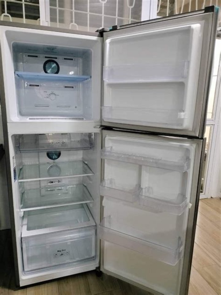 What is the largest cubic feet refrigerator?