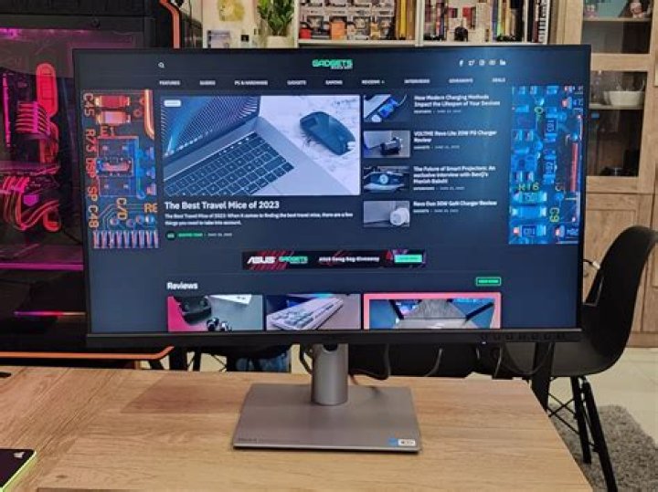 What is the lifespan of a yeti crab?