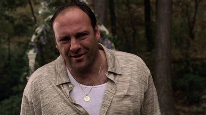 What season does Tony Soprano’s mom die?
