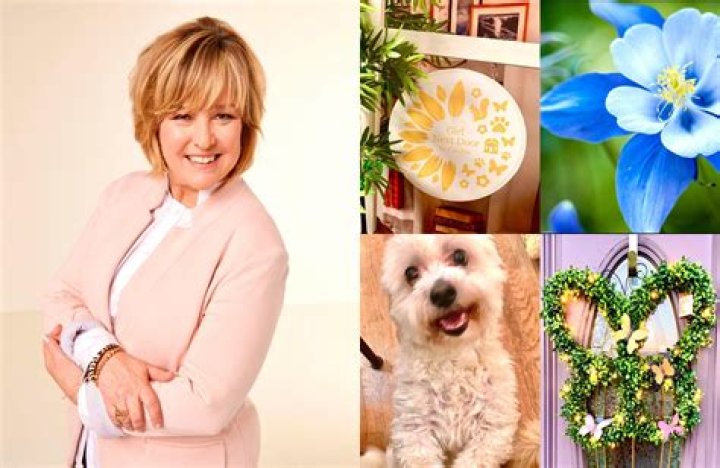 What side do you wear a flower if your single?