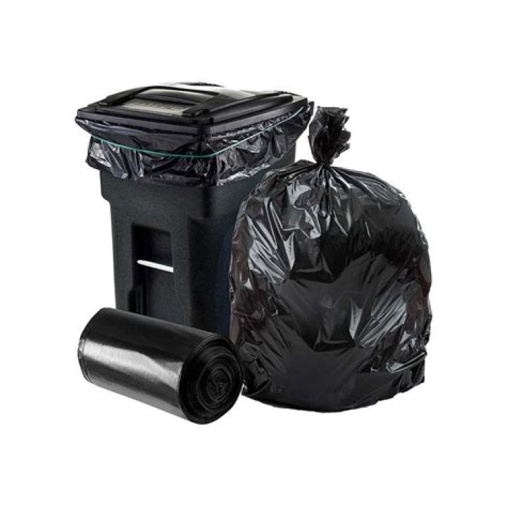What size trash bag fits a 32 gallon trash can?