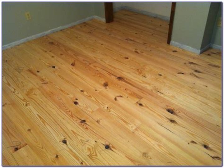 What type of flooring goes with knotty pine walls?
