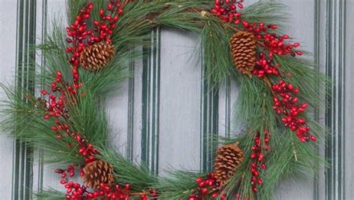 Where did the Christmas wreath come from?
