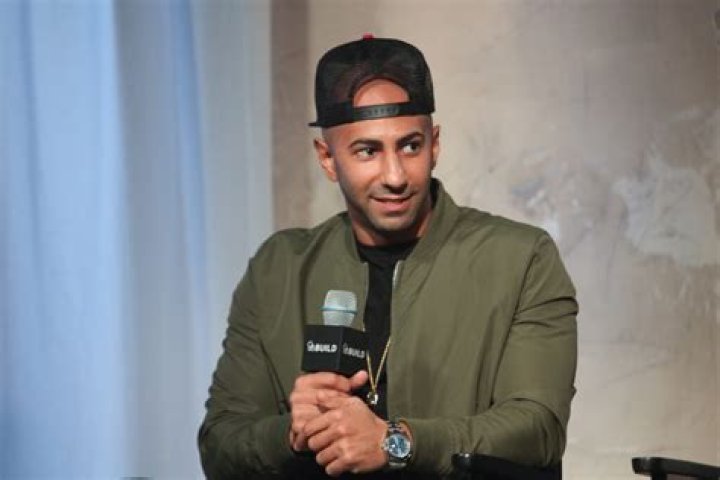 Where is Fousey from?