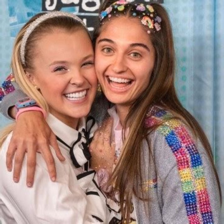 Who Are Avery Cyrus’ Parents? All We Know About JoJo Siwa’s Girlfriend