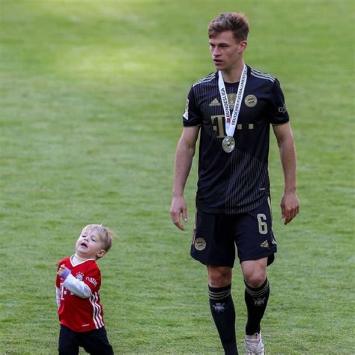 Who are Joshua Kimmichs Parents? Joshua Kimmich Biography, Parents Name, Nationality and More