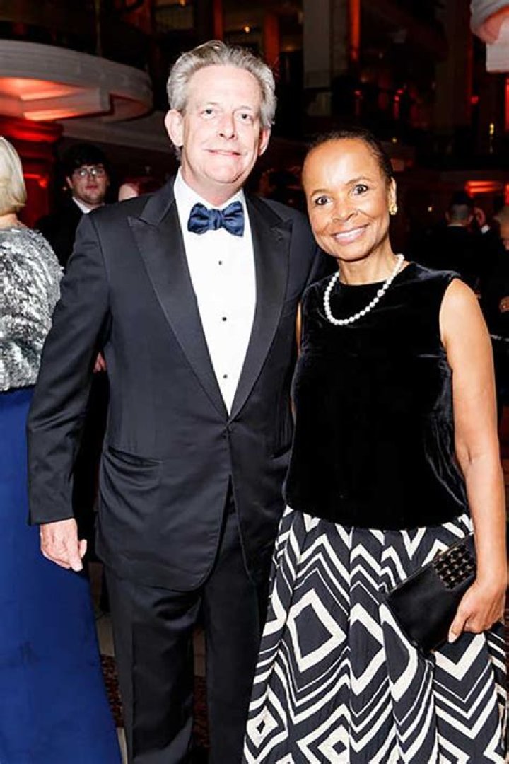 Who are Juliana Canfields Parents? Juliana Canfield Biography, Parents Name and More