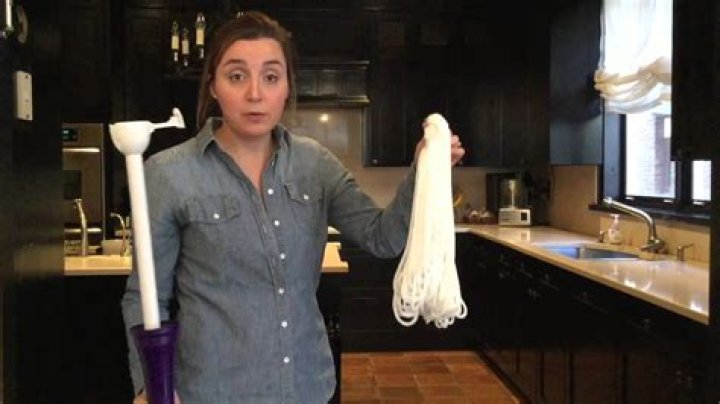 Who invented the Miracle Mop?