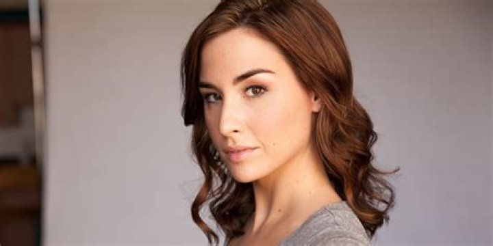 Who is actress Allison Scagliotti from “Warehouse 13”? Her Wiki: Bio, Parents, Net Worth, Partner