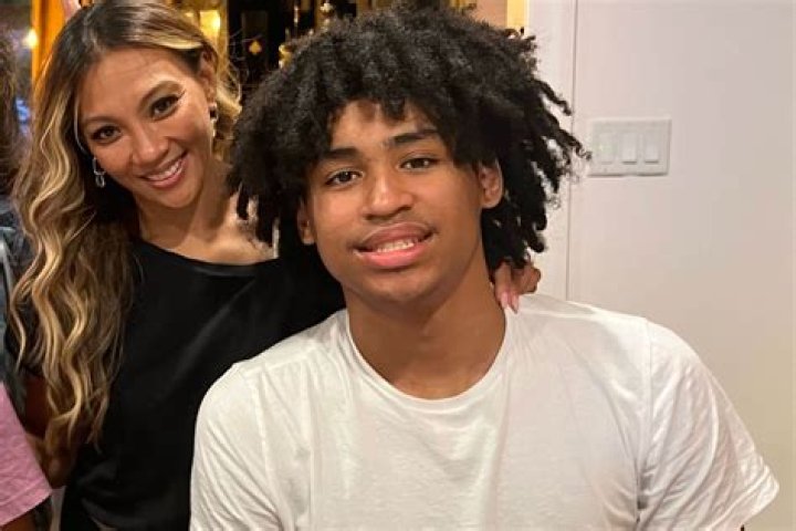 Who is Dylan Sehr real father?