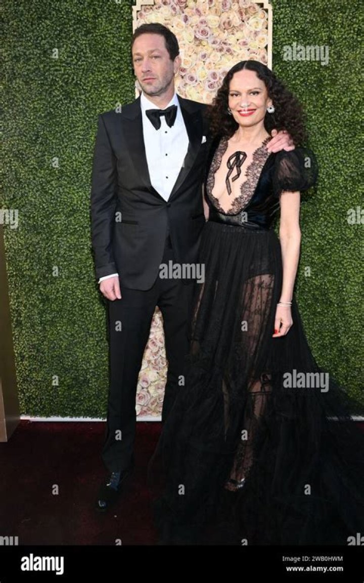 Who Is Ebon Moss-Bachrach Wife Yelena Yemchuk?