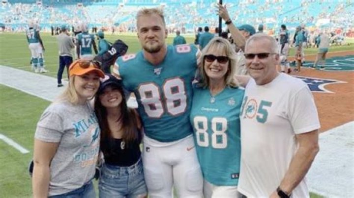 Who Is Halle Proper Gesicki? Mike Gesicki Wife And Long Time Girlfriend Is A Penn State Alumni
