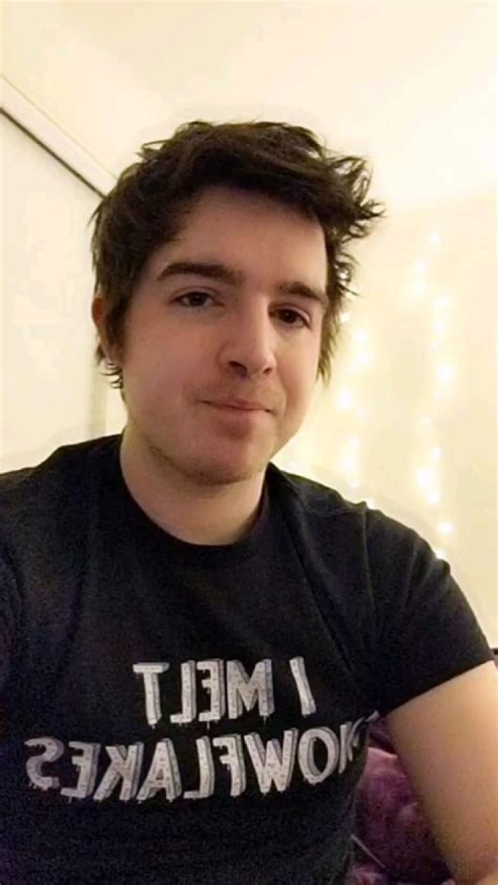 Who is Hunter Avallone? Age, Height, Girlfriend, Net Worth, Wiki