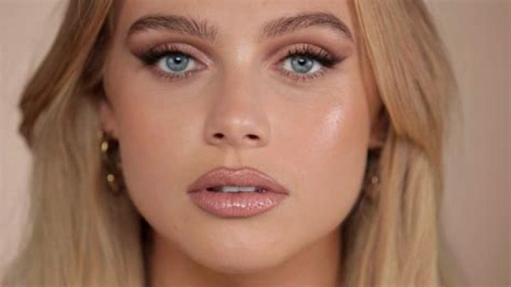 Who Is Peachy Lips Of Five On TikTok? Her IG Reveals The Real Name To be Katie Peach
