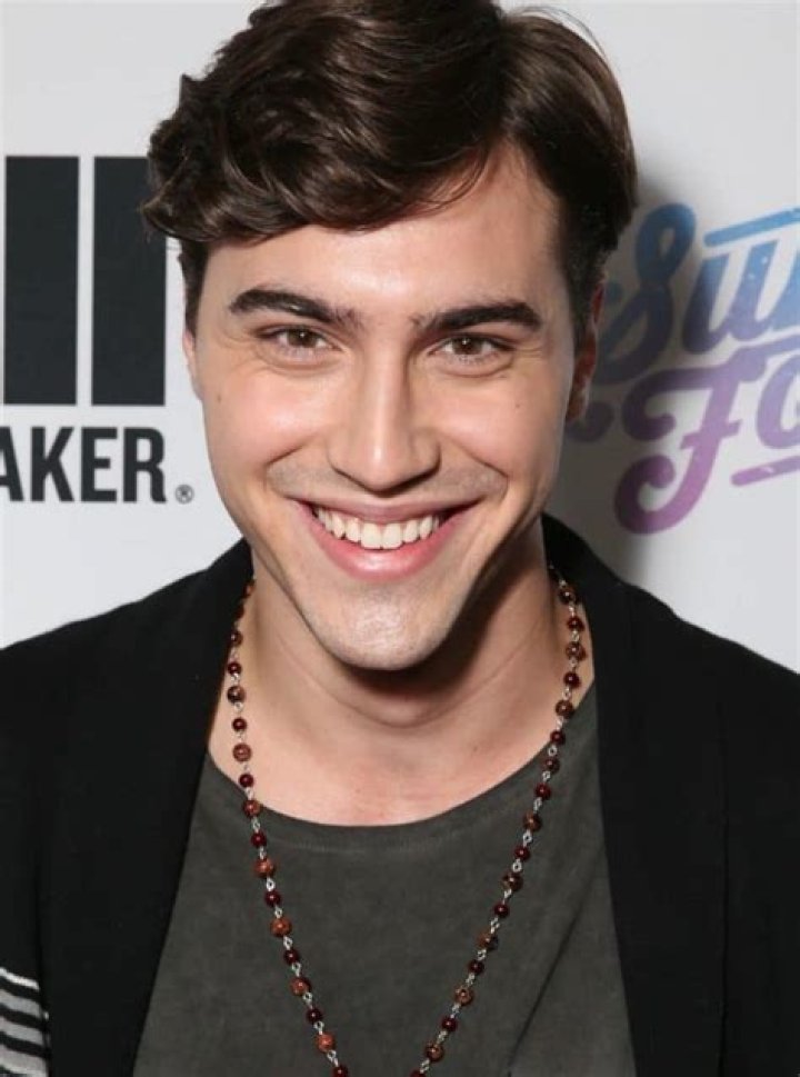 Who is Ryan McCartan dating? Is he married? Gay Rumors, Wiki