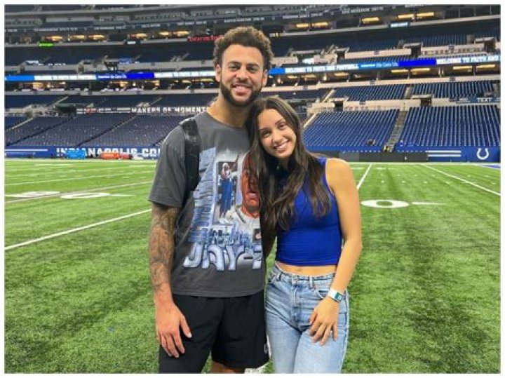 Who Is Sam Pittman Wife? American Football Coach Relationships And Earnings Details Explored