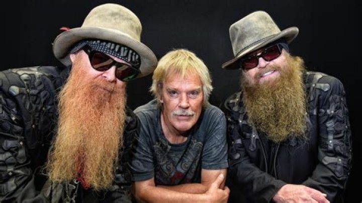Who is the only member of ZZ Top without beards?