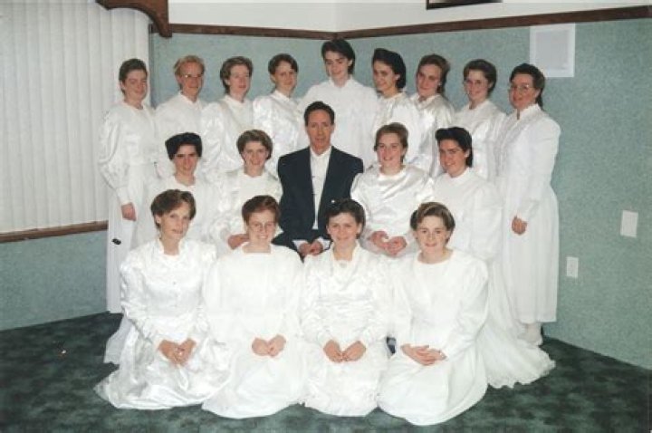 Who is Warren Jeffs spouse Naomi Jessop?